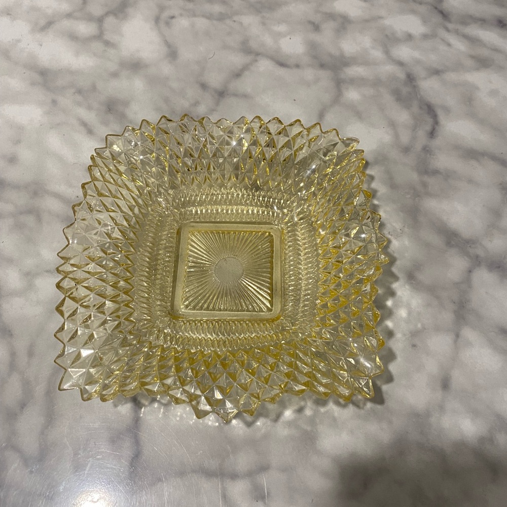 Vintage Indiana Glass diamond point candy dish